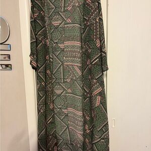 Charlotte Russe Green and Gold Dolman Sleeve Dress